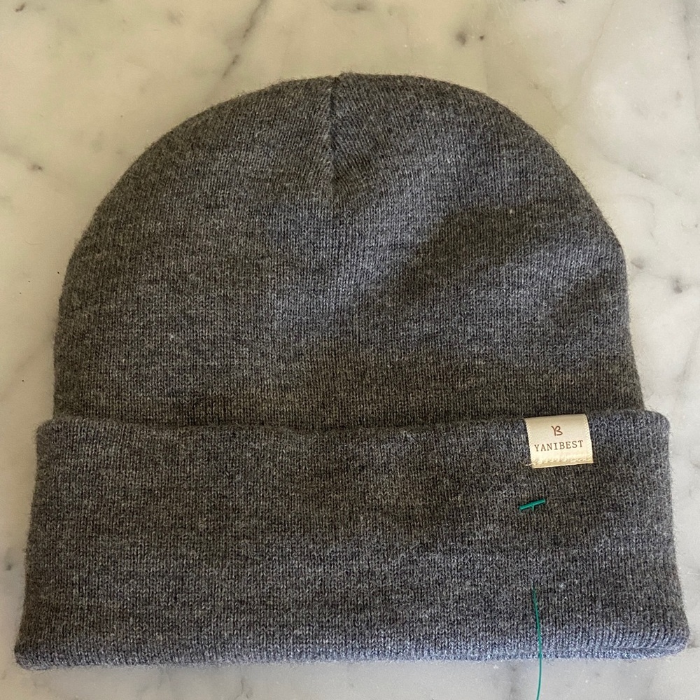 YANIBEST Unisex Satin lined Gray Beanie